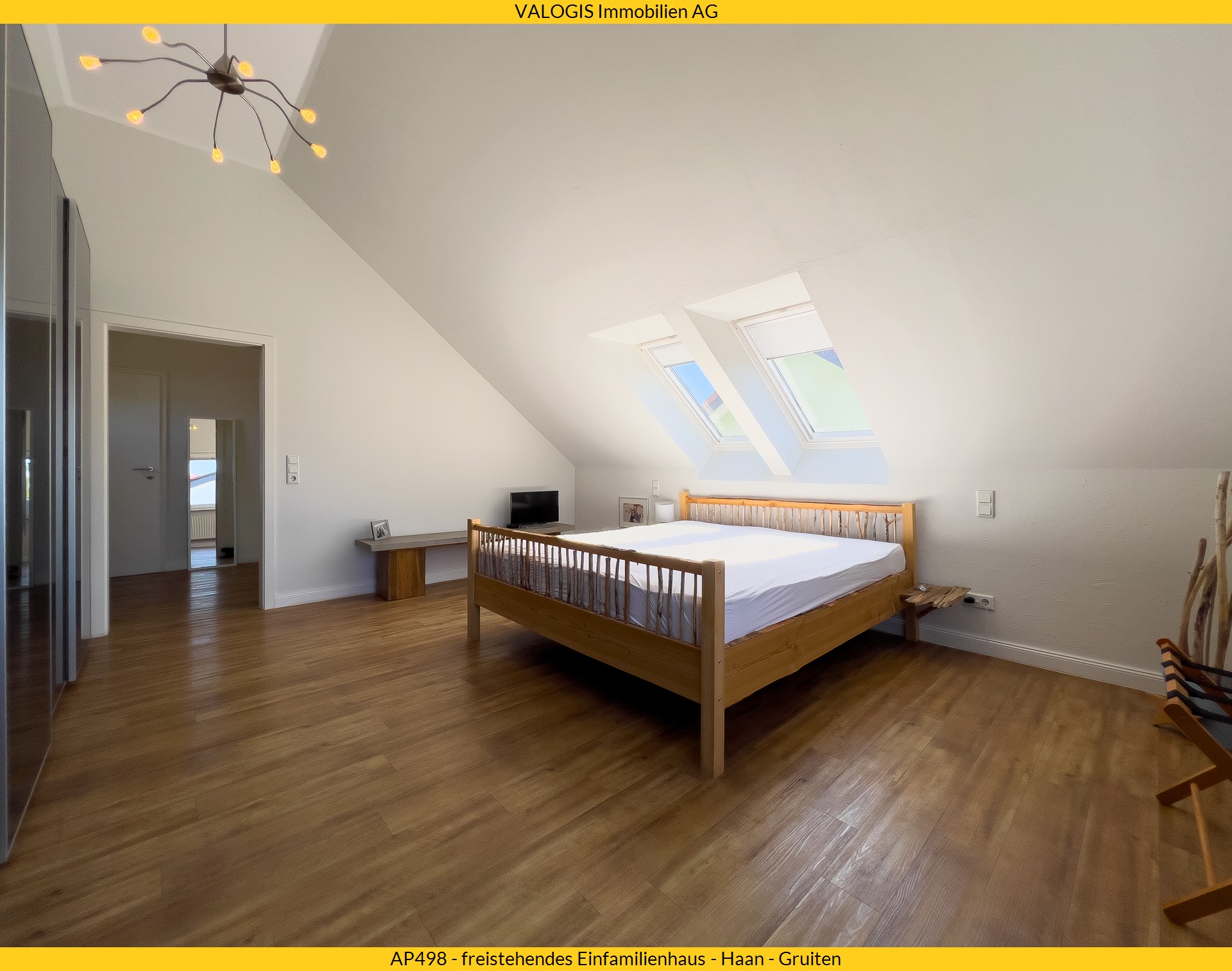 AP498-DG-Elternschlafzimmer