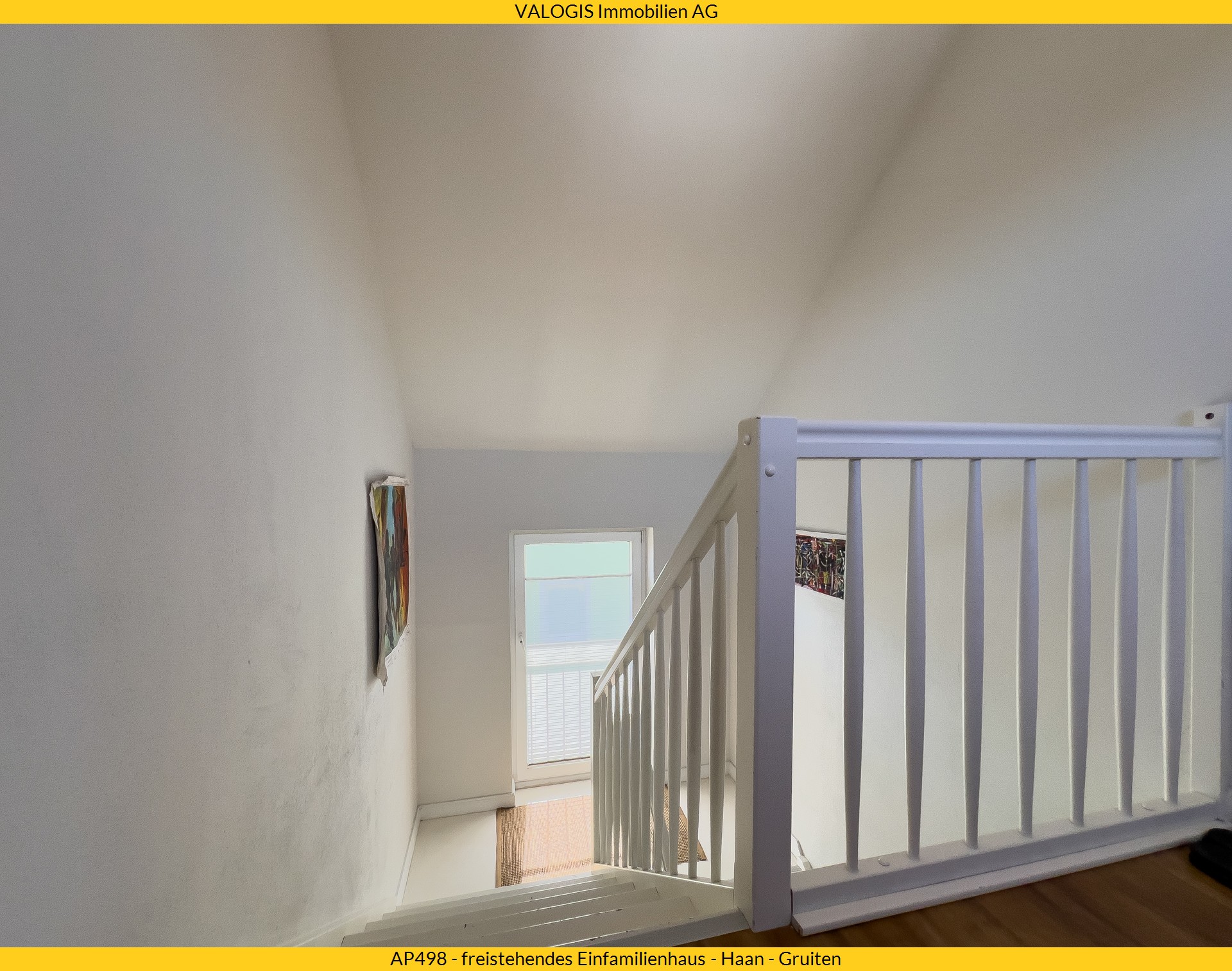 AP498-DG-Treppenhaus