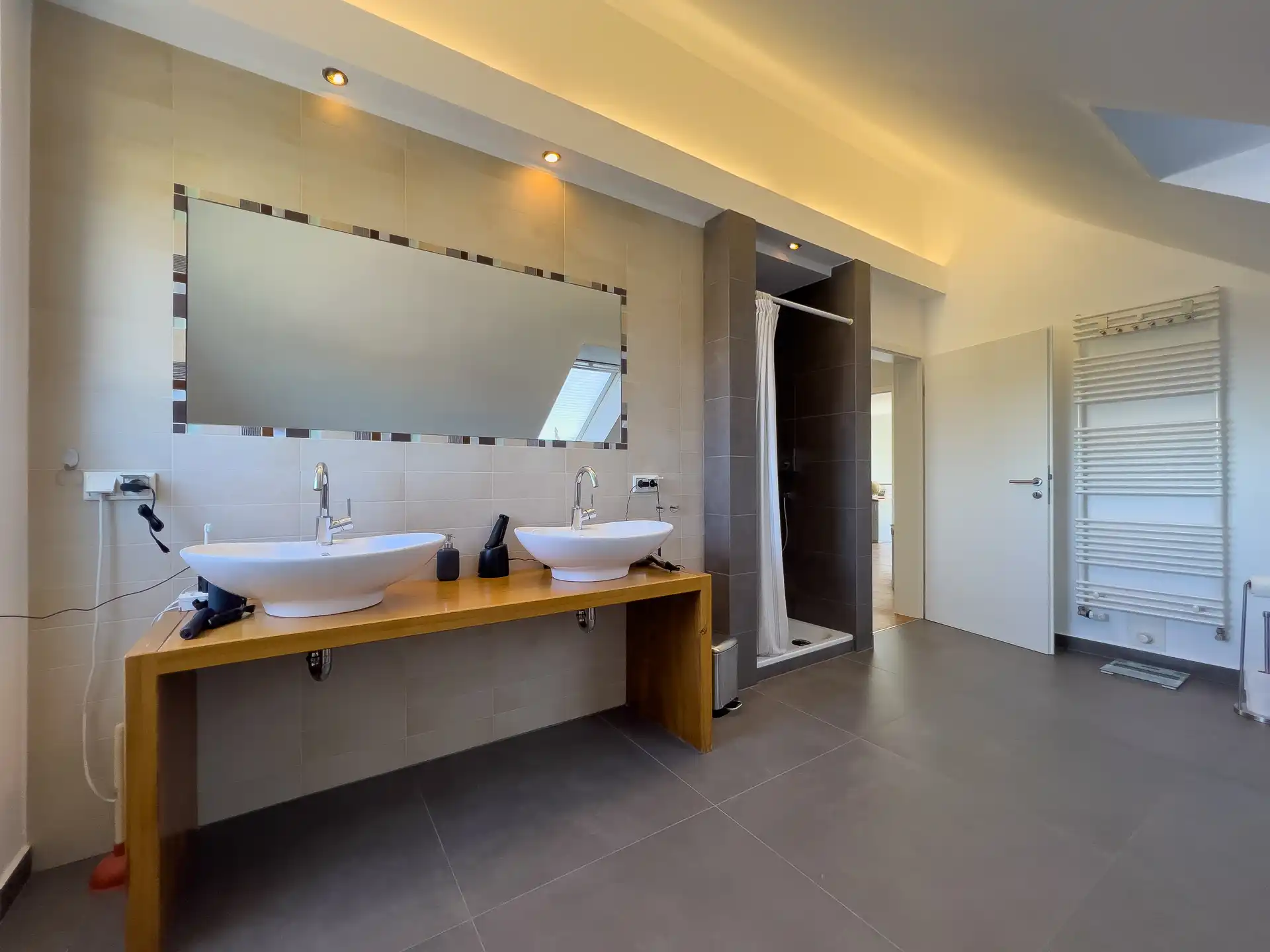 AP498-OG-Badezimmer-74