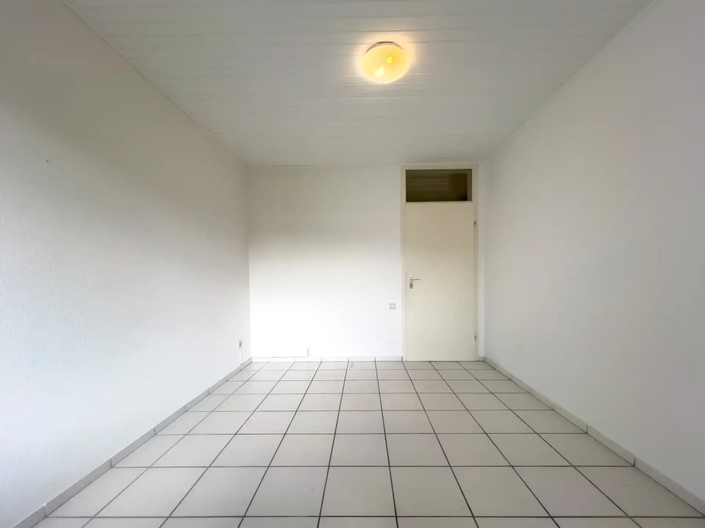 AP482-Kinderzimmer-rechts-95